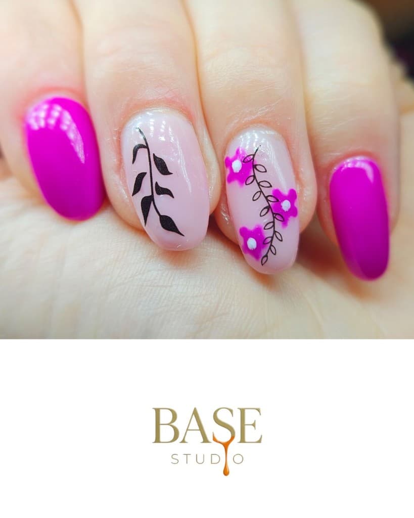 Fuksja i pastelowy róż, kwiatowy nail art — BASE STUDIO Włocławek